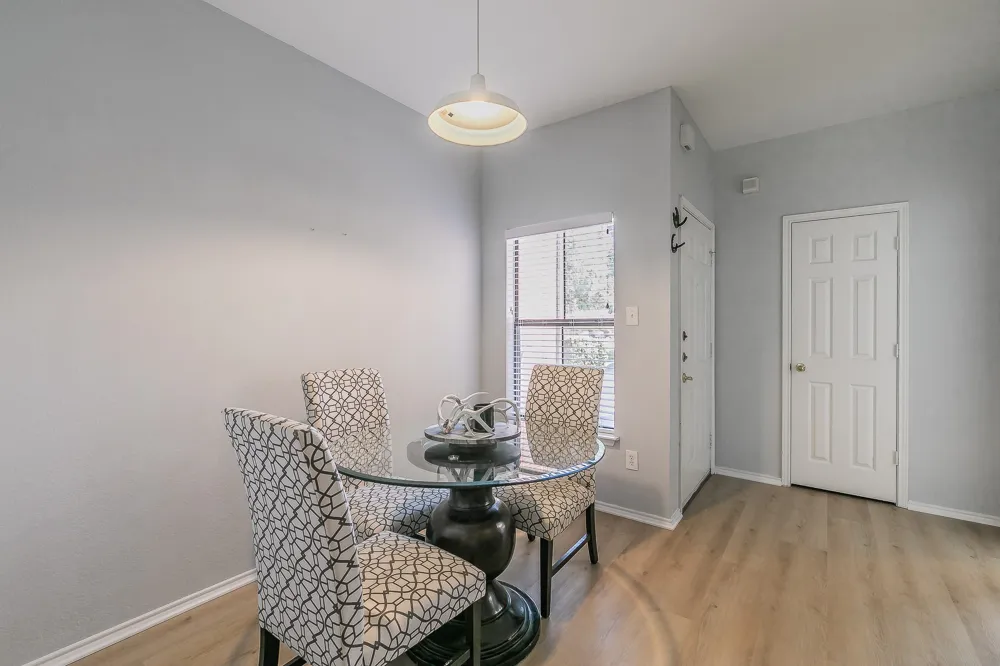 3212 Donnelly Circle #501 Fort Worth, TX 76107