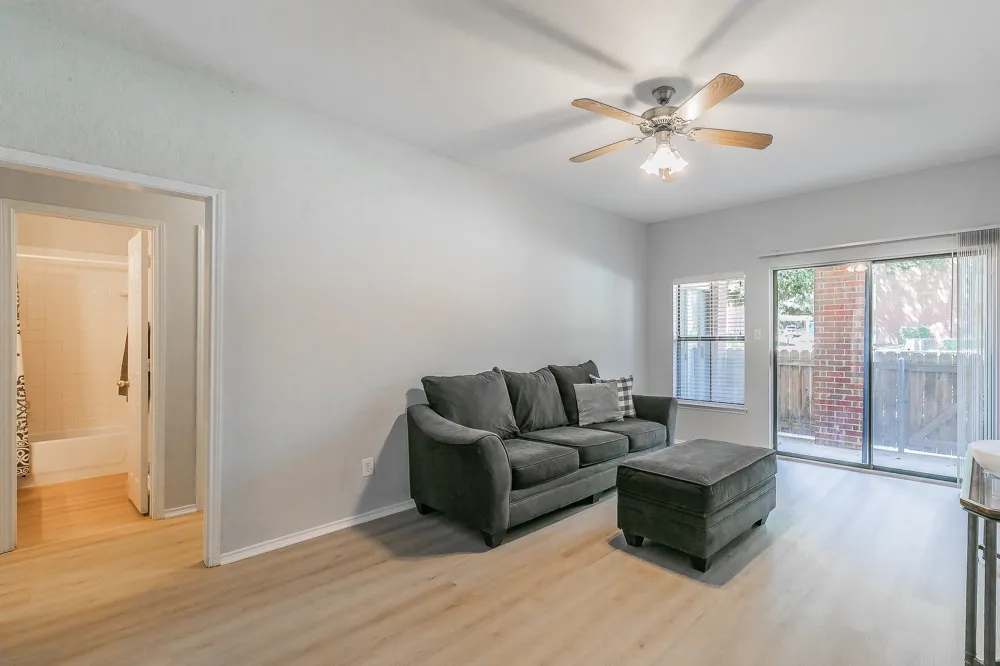 3212 Donnelly Circle #501 Fort Worth, TX 76107