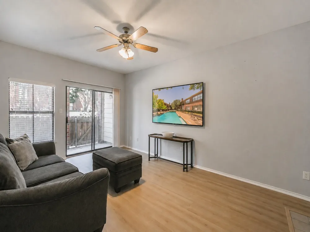3212 Donnelly Circle #501 Fort Worth, TX 76107