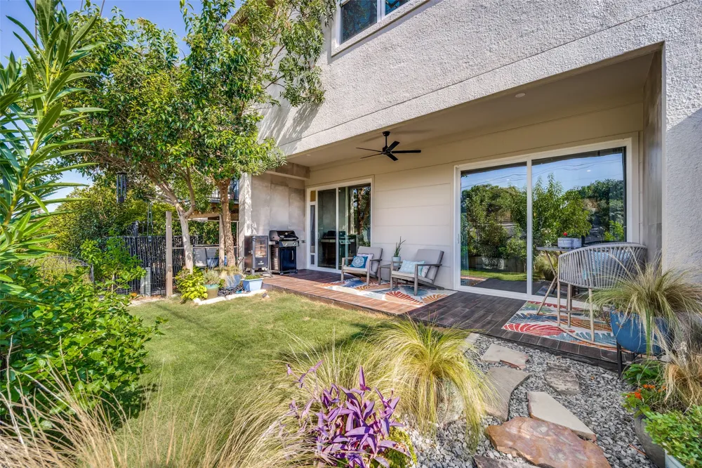 6422 Cedar Hollow Drive Dallas, TX 75248