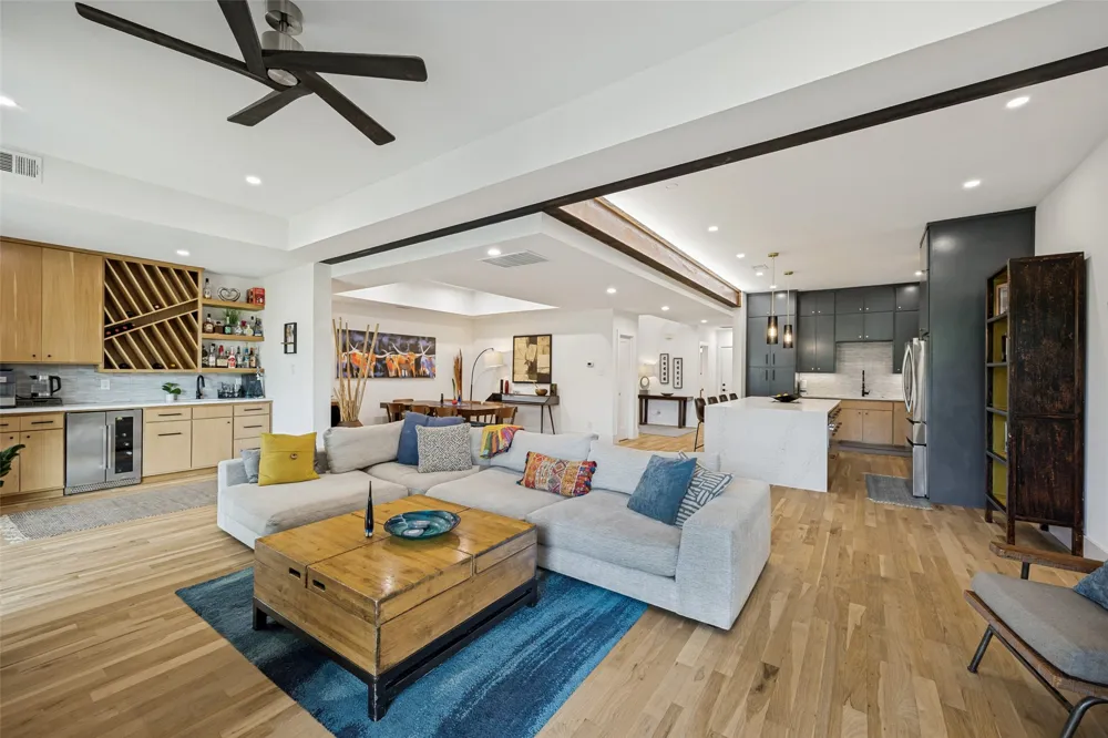 6422 Cedar Hollow Drive Dallas, TX 75248