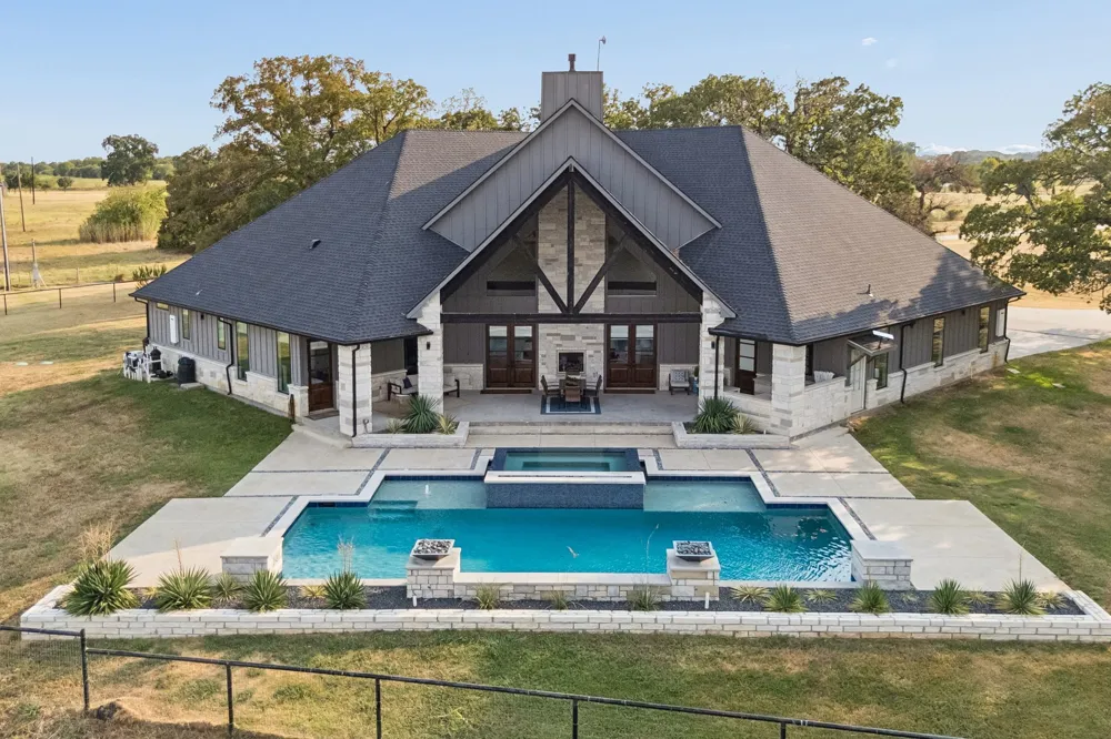 12877 Foutch Road Pilot Point, TX 76258