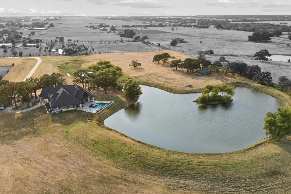 12877 Foutch Road Pilot Point, TX 76258