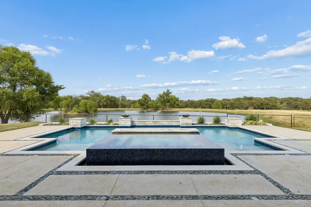 12877 Foutch Road Pilot Point, TX 76258