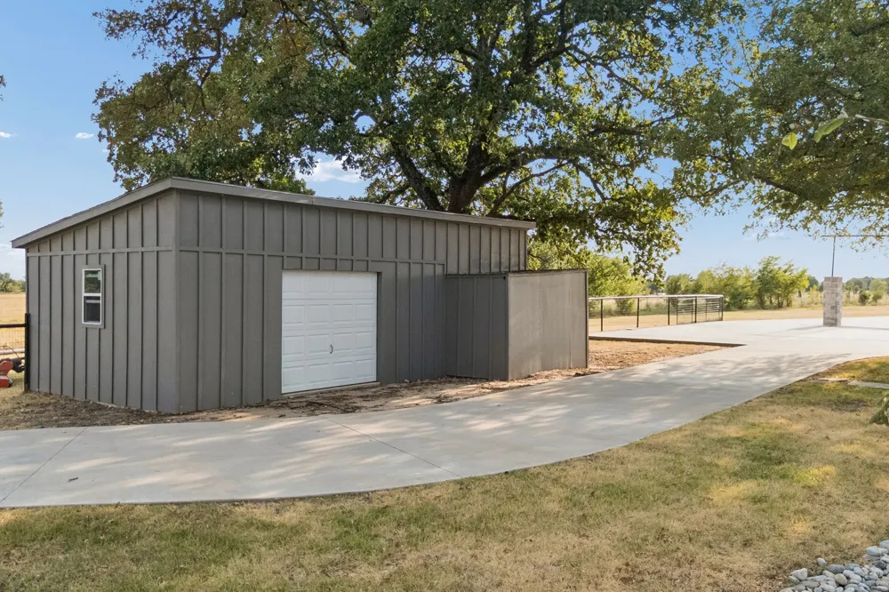 12877 Foutch Road Pilot Point, TX 76258