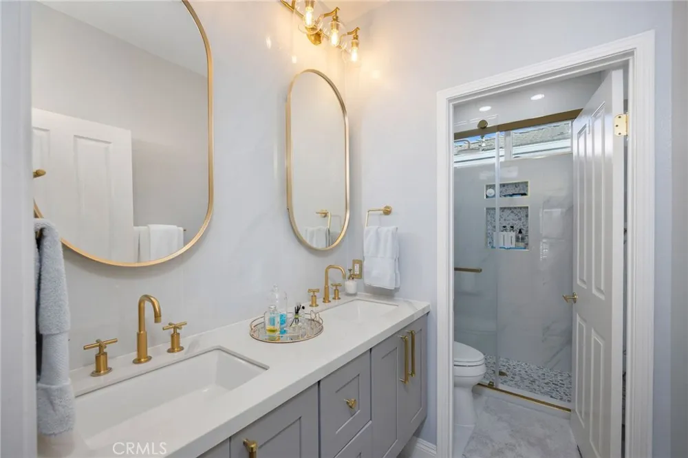 8 Bayview Drive Buena Park, CA 90621