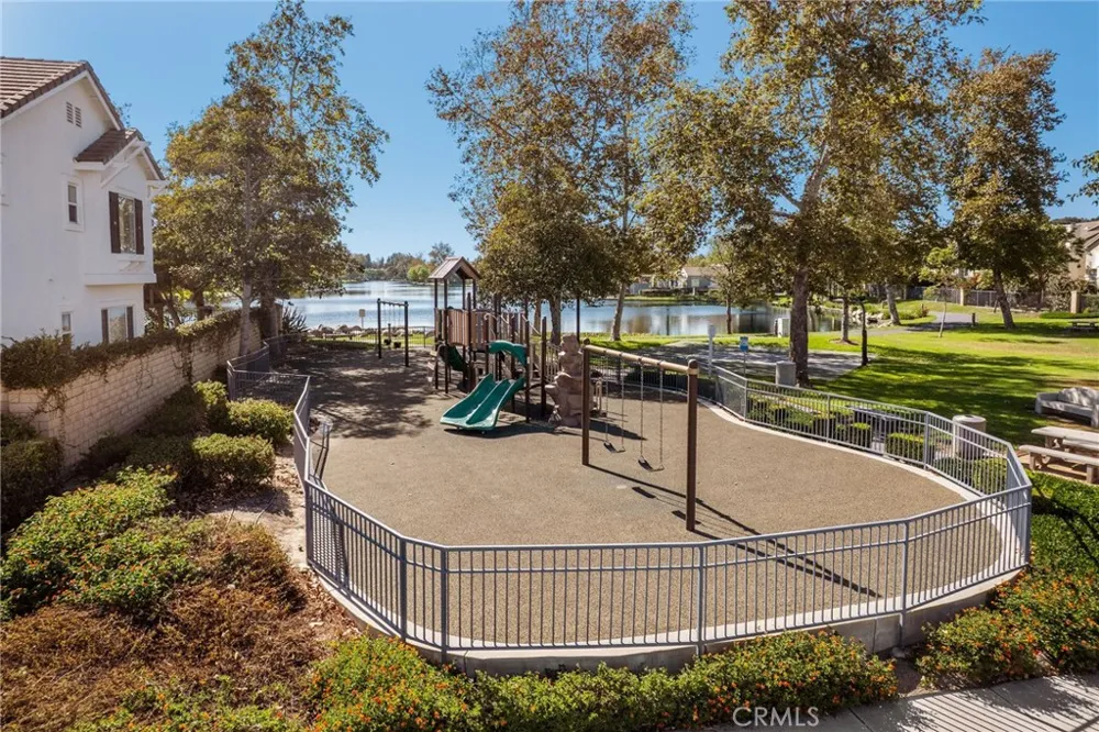 8 Bayview Drive Buena Park, CA 90621