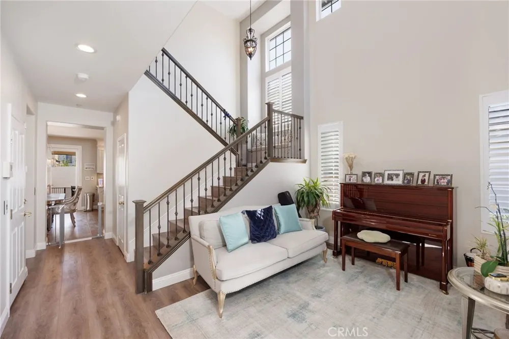 8 Bayview Drive Buena Park, CA 90621