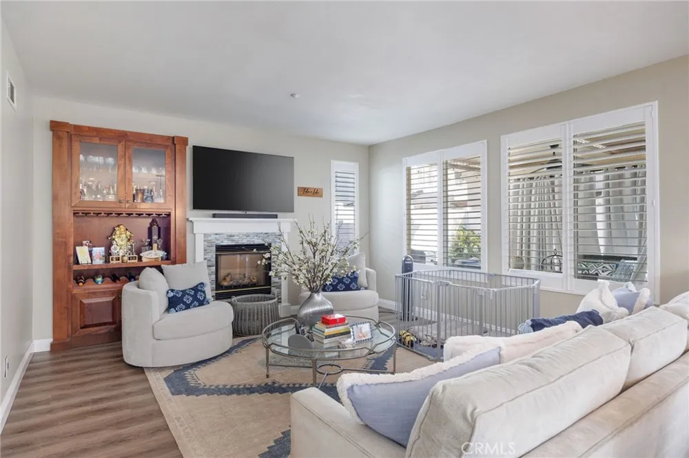 8 Bayview Drive Buena Park, CA 90621