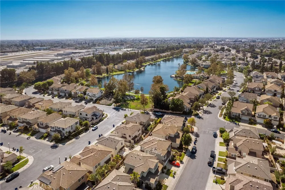 8 Bayview Drive Buena Park, CA 90621
