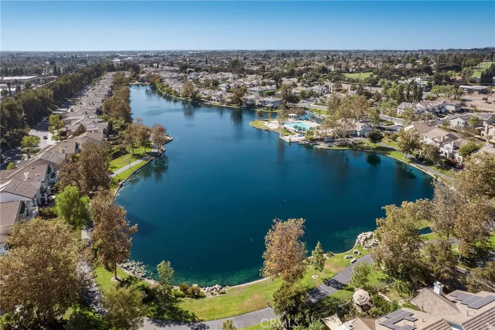 8 Bayview Drive Buena Park, CA 90621