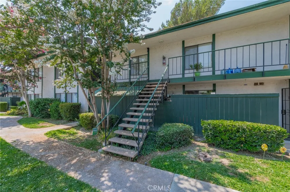 1735 E Washington Street #B-11 Colton, CA 92324