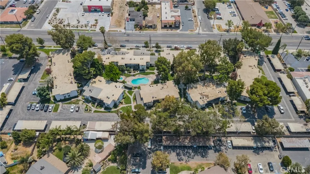 1735 E Washington Street #B-11 Colton, CA 92324