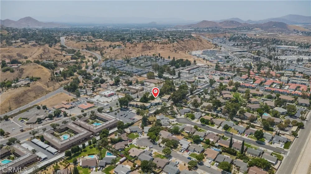 1735 E Washington Street #B-11 Colton, CA 92324
