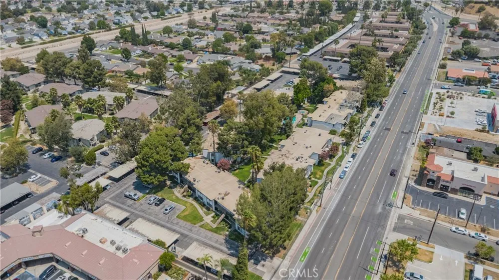 1735 E Washington Street #B-11 Colton, CA 92324