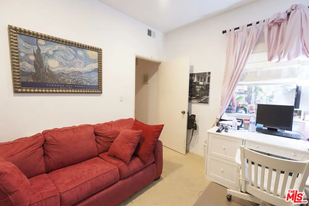 310 Tahiti Way #106 Marina del Rey, CA 90292