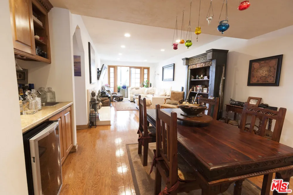 310 Tahiti Way #106 Marina del Rey, CA 90292