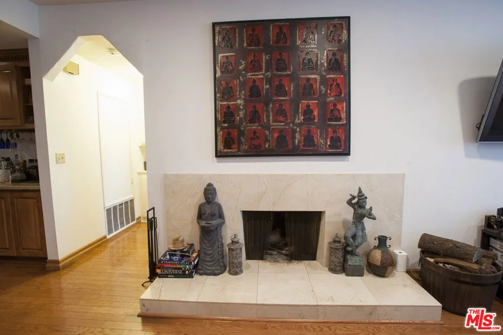 310 Tahiti Way #106 Marina del Rey, CA 90292