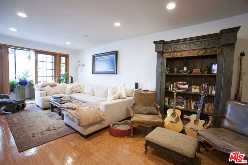 310 Tahiti Way #106 Marina del Rey, CA 90292