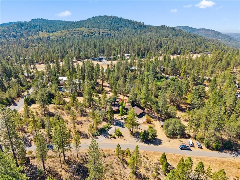 8438 Santos Dumont Way Brownsville, CA 95919
