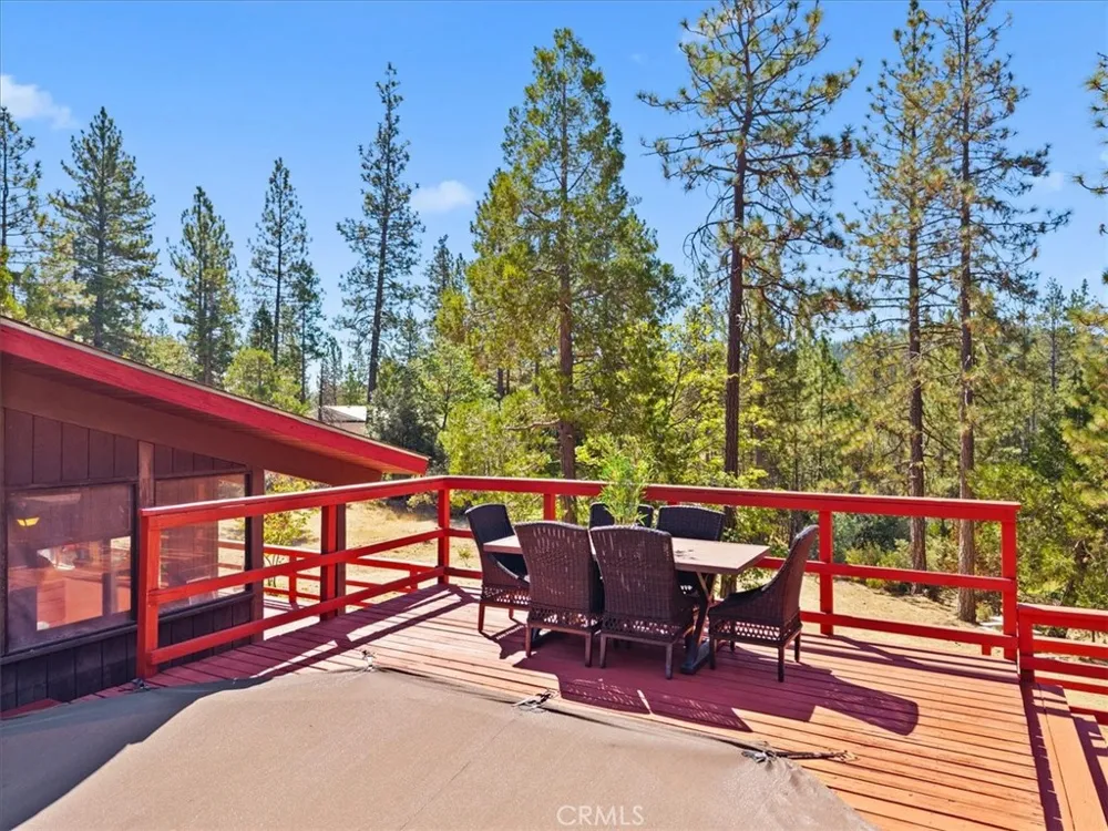 8438 Santos Dumont Way Brownsville, CA 95919