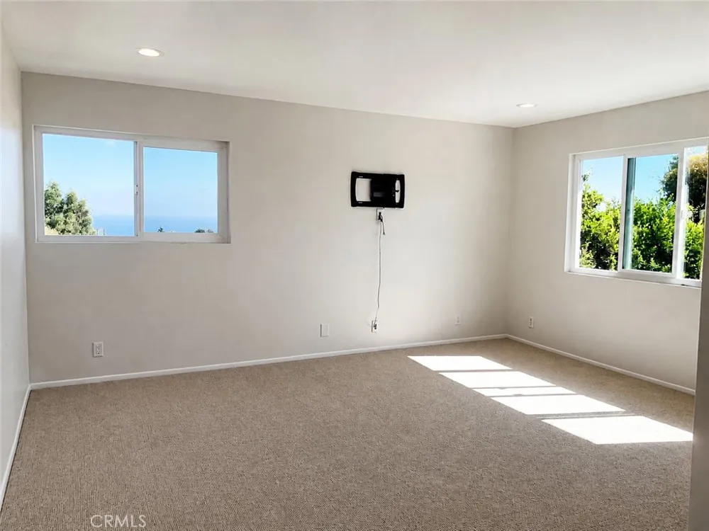 16952 Dulce Ynez Pacific Palisades, CA 90272