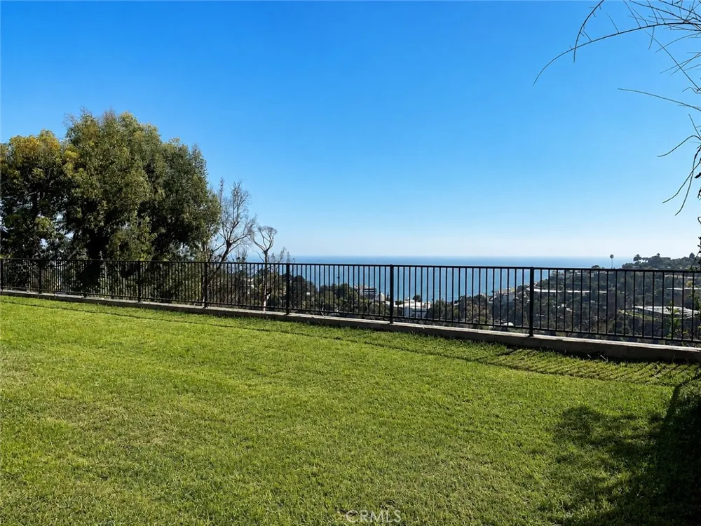 16952 Dulce Ynez Pacific Palisades, CA 90272