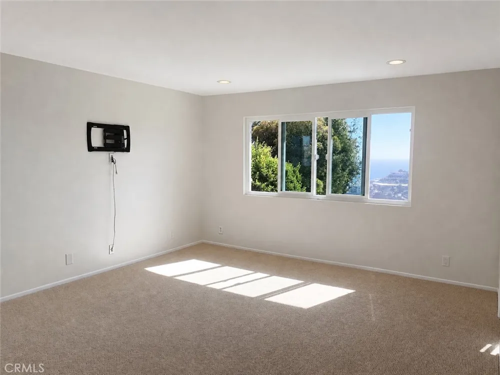 16952 Dulce Ynez Pacific Palisades, CA 90272