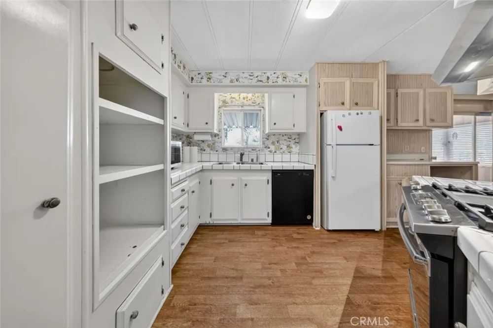 6480 Katherine Road #87 Simi Valley, CA 93063
