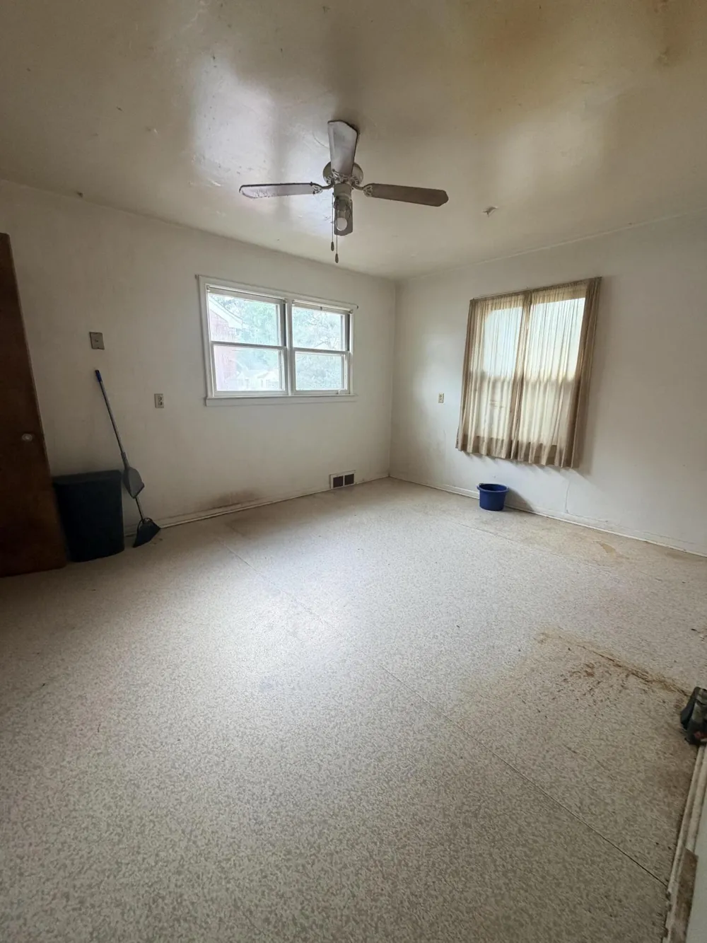 19127 Dwyer Street Detroit, MI 48234