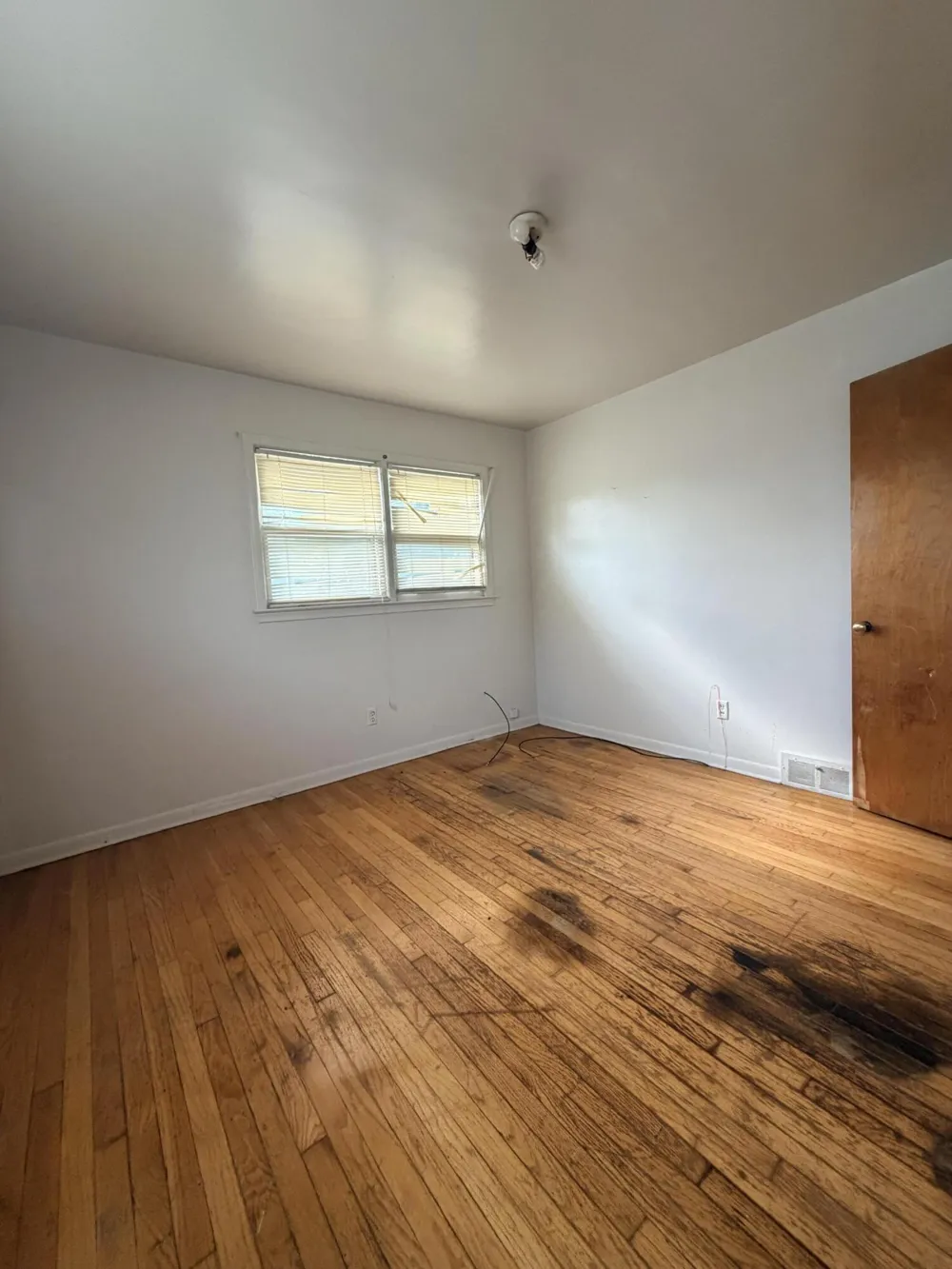 19127 Dwyer Street Detroit, MI 48234
