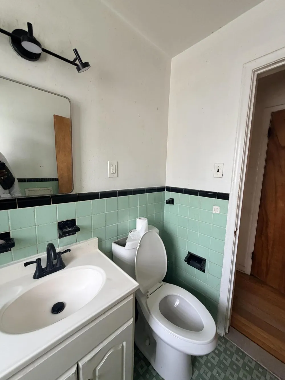 19127 Dwyer Street Detroit, MI 48234