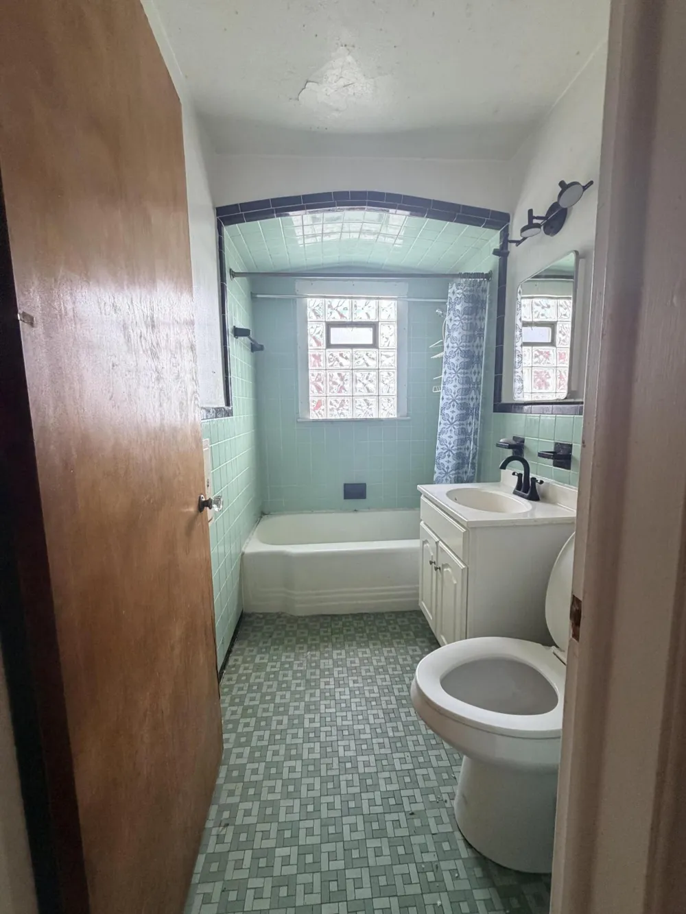 19127 Dwyer Street Detroit, MI 48234
