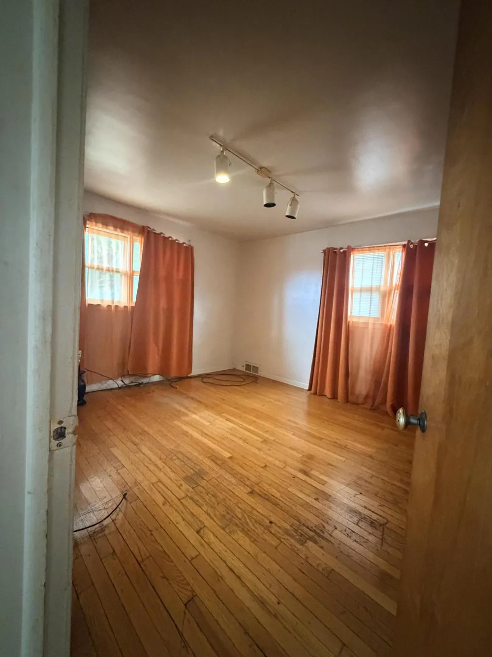 19127 Dwyer Street Detroit, MI 48234