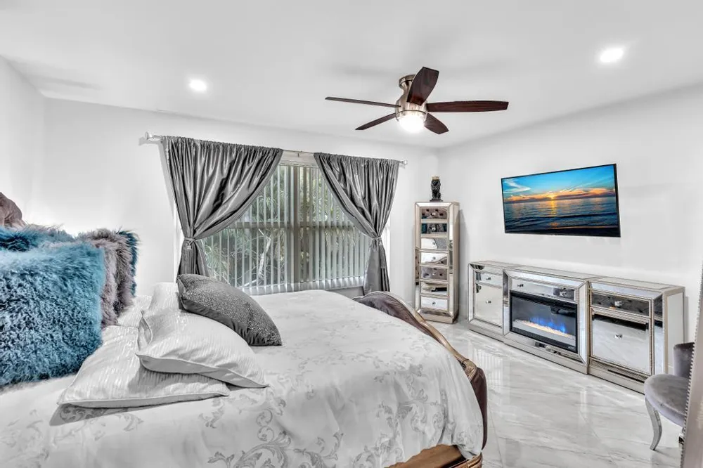 4025 Federal Highway #312A Oakland Park, FL 33308