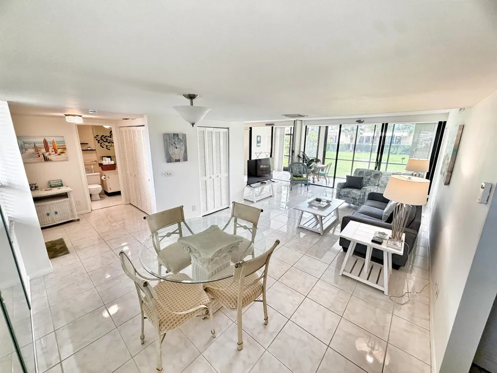 3452 NE Causeway Boulevard #102 Hutchinson Island, FL 34957