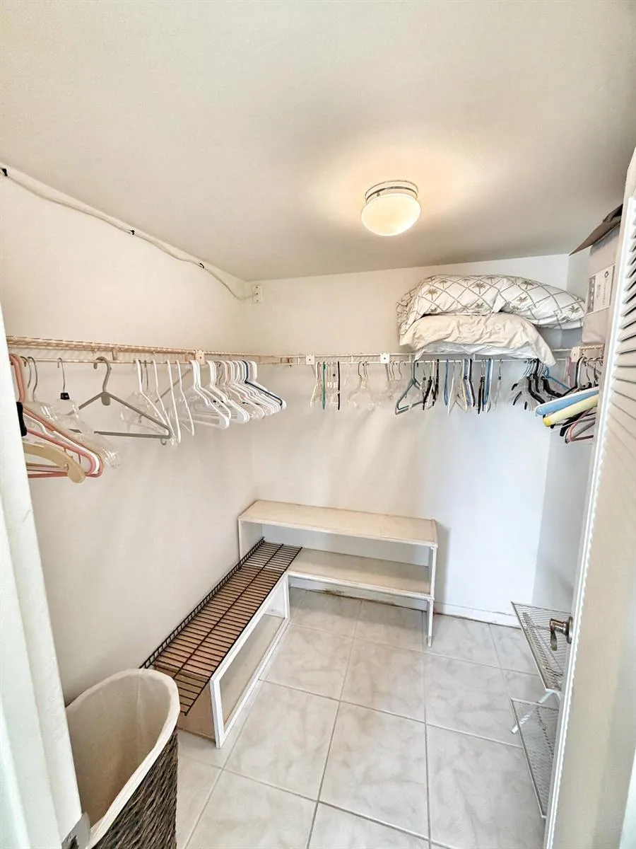 3452 NE Causeway Boulevard #102 Hutchinson Island, FL 34957