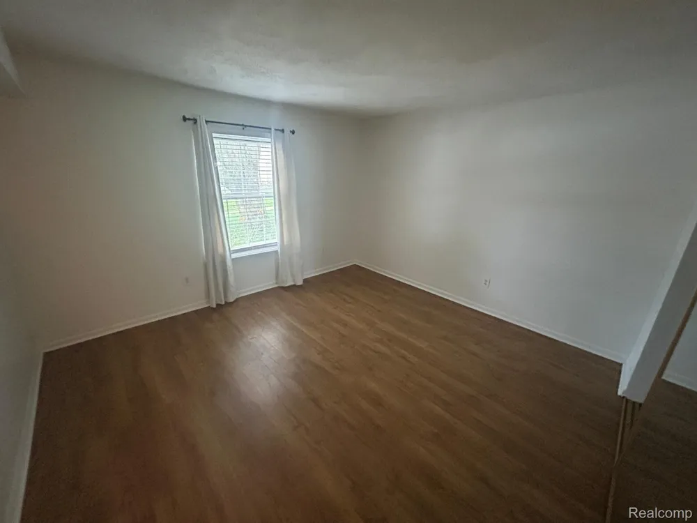 924 CHESTNUT HILL DRIVE #A Auburn Hills City, MI 48326