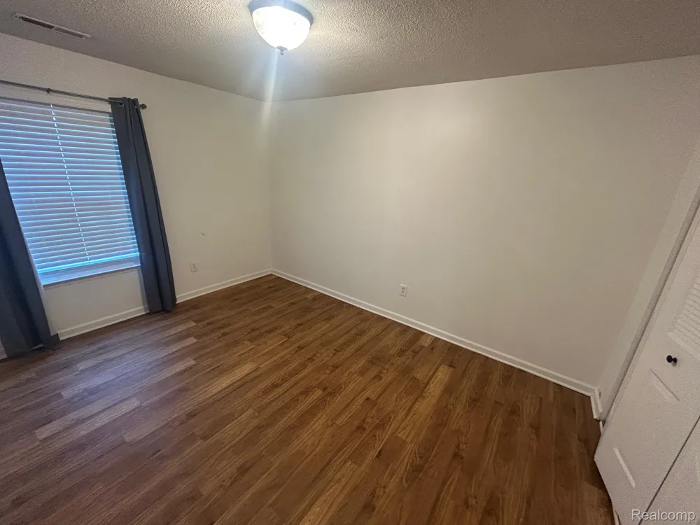 924 CHESTNUT HILL DRIVE #A Auburn Hills City, MI 48326