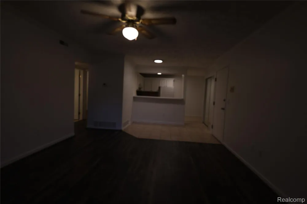 924 CHESTNUT HILL DRIVE #A Auburn Hills City, MI 48326