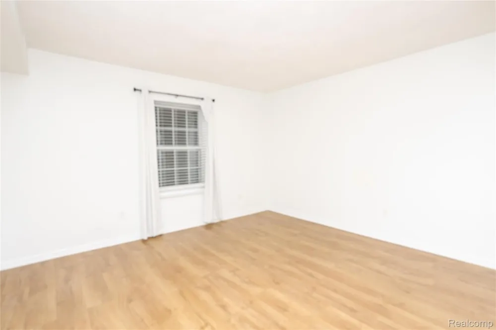 924 CHESTNUT HILL DRIVE #A Auburn Hills City, MI 48326