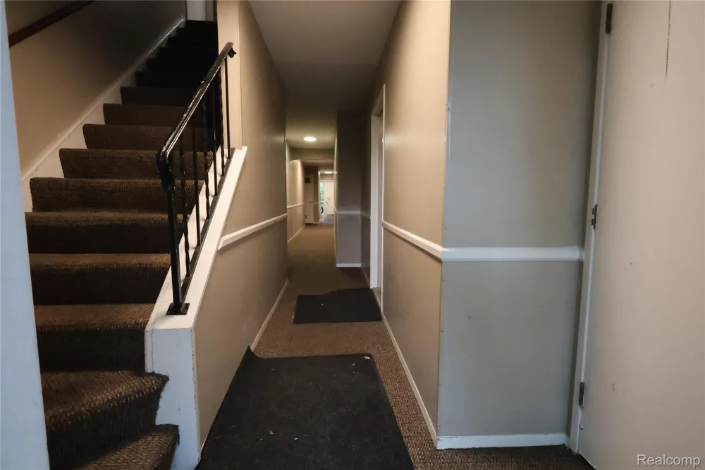 924 CHESTNUT HILL DRIVE #A Auburn Hills City, MI 48326
