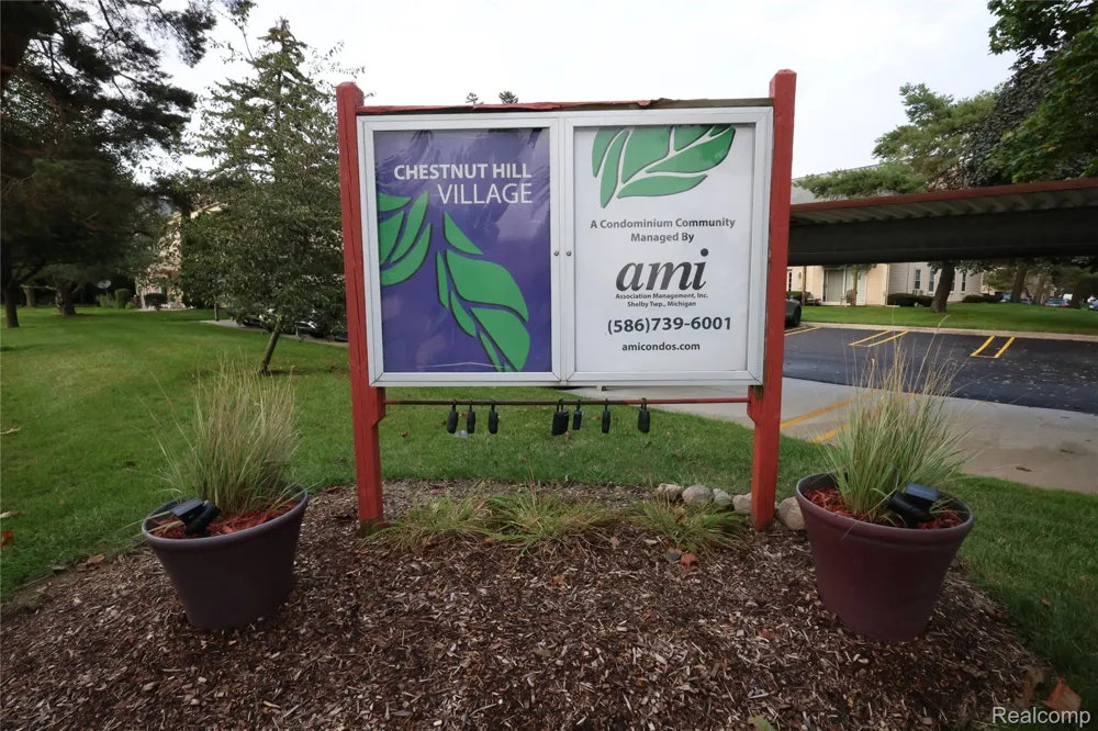 924 CHESTNUT HILL DRIVE #A Auburn Hills City, MI 48326