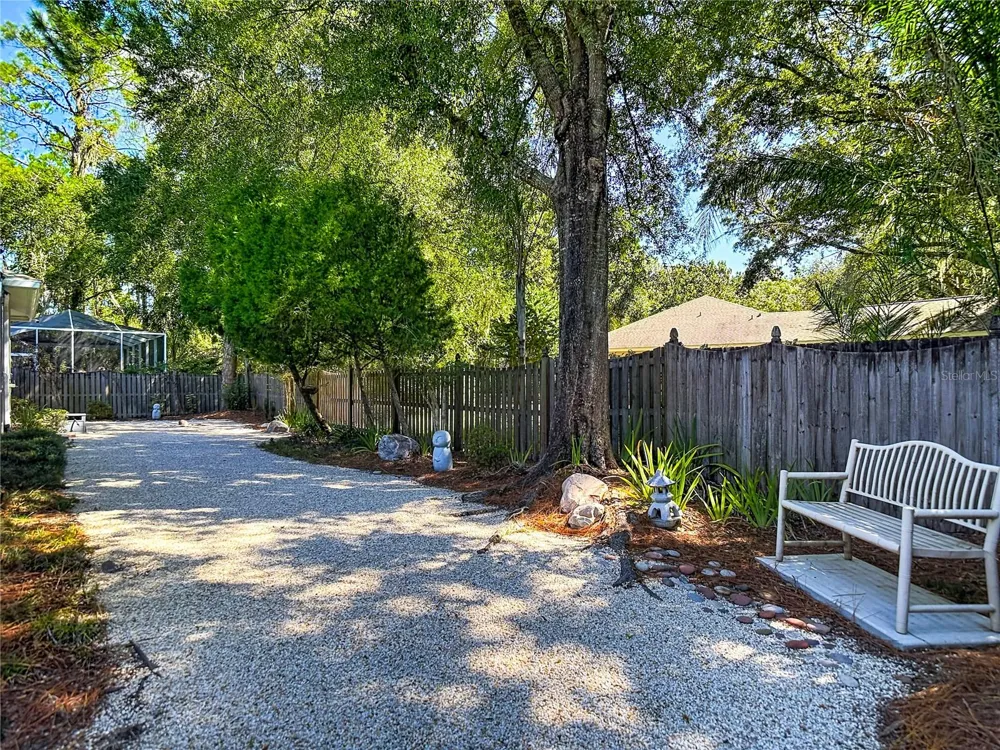 15903 BROCKWAY PLACE Tampa, FL 33647