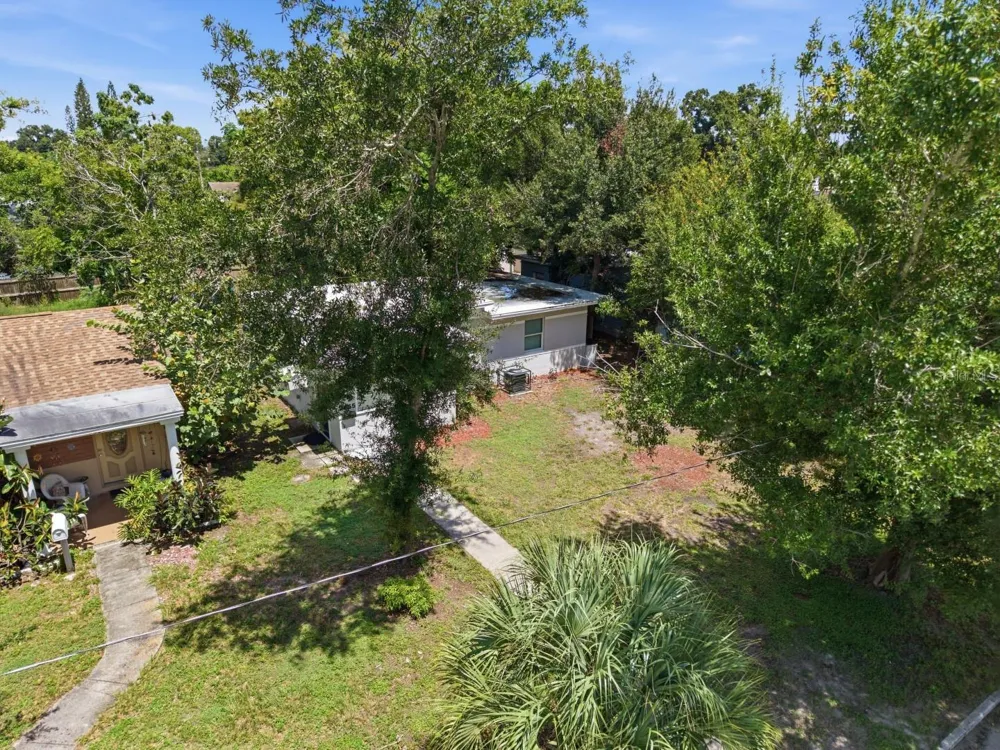 2855 37TH AVENUE St Petersburg, FL 33713