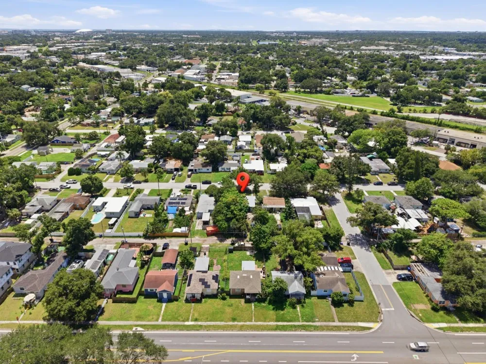 2855 37TH AVENUE St Petersburg, FL 33713