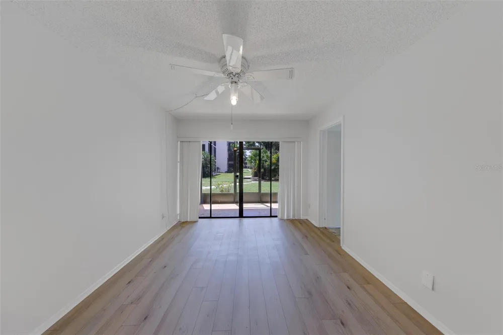 5090 BAY STREET NE #124 St Petersburg, FL 33703