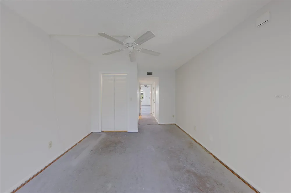 5090 BAY STREET NE #124 St Petersburg, FL 33703