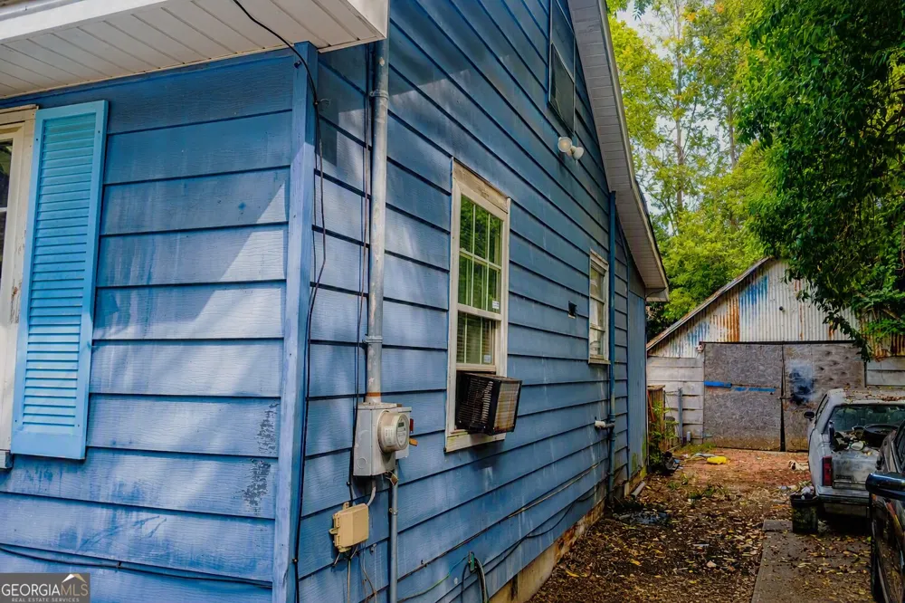 1335 Dewey ST Macon, GA 31206
