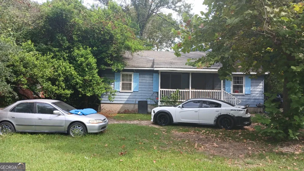 1335 Dewey ST Macon, GA 31206